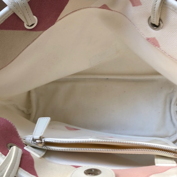 Burberry tote - Picture 6 of 8